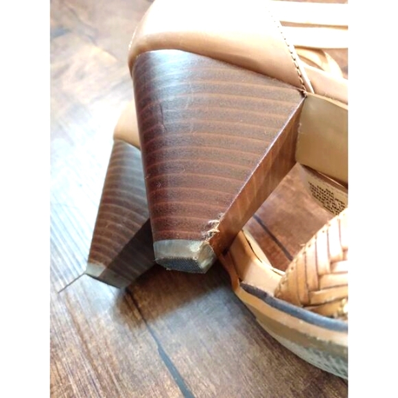 Nine West Tan Leather Strappy Sandal Cone Heel 8M - Picture 8 of 10